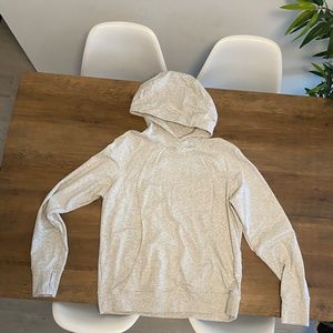 Lululemon Scuba Pullover Hoodie, size 8, Heathered Core Ultra Light Grey